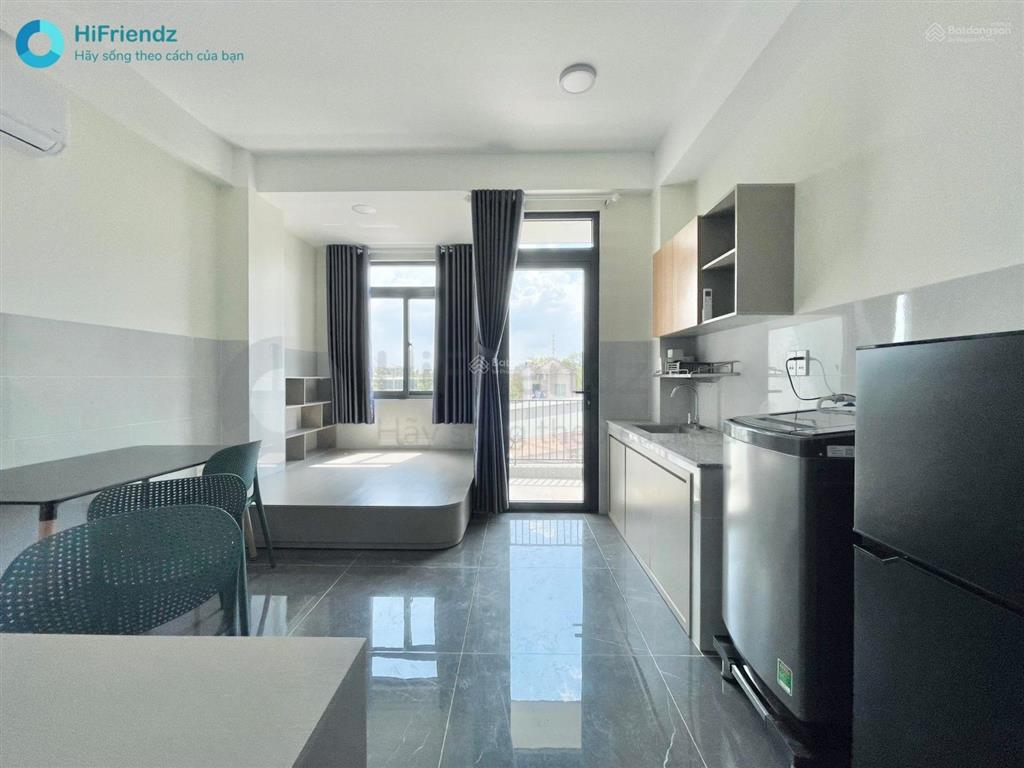 Studio full nội thất mới 40m2 có ban công siêu rộng ngay ufm, fpt, khu cnc
