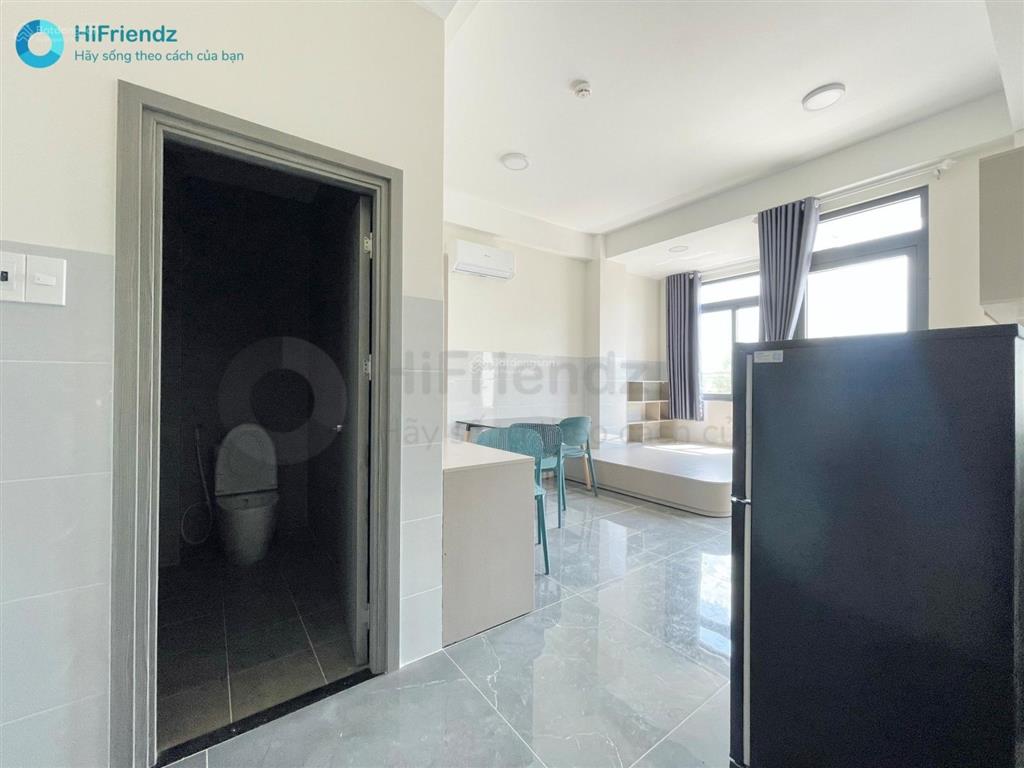 Studio full nội thất mới 40m2 có ban công siêu rộng ngay ufm, fpt, khu cnc