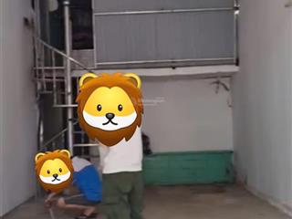 Cho thuê nhà cấp 4 khu cư xá điện lực, đường rộng 10m, tiện làm kho hàng