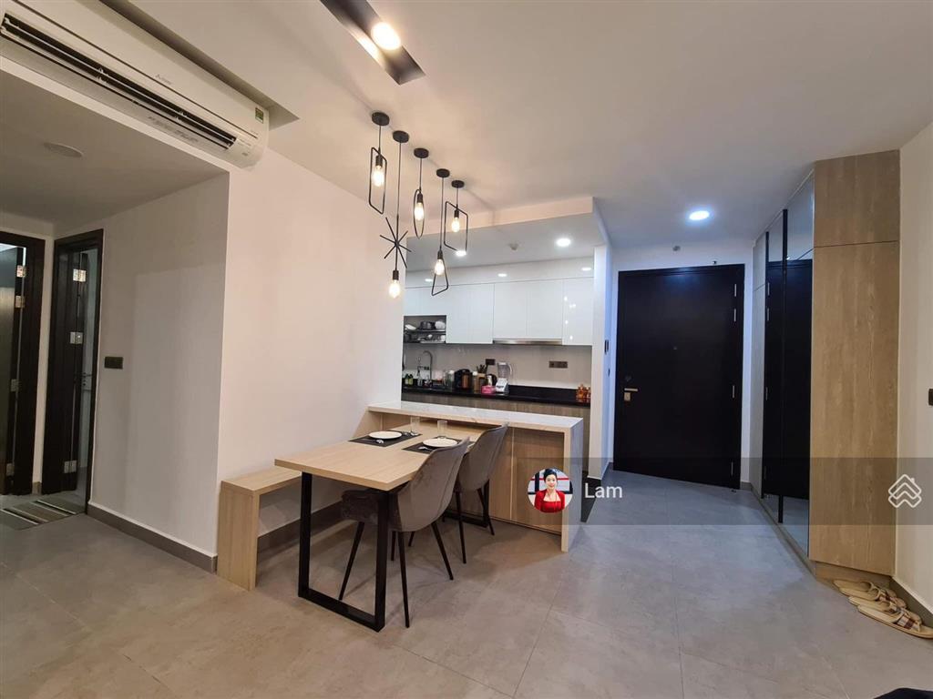 Bán nhanh căn góc 2pn lầu cao 9.3 tỷ vnd bao thuế phí, 85 m2 full nội thất, đón nắng sáng hướng đb