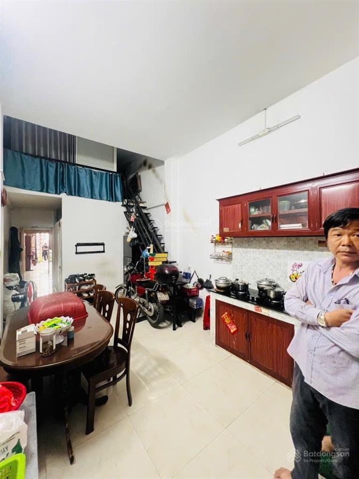 Bán nhà nở hậu 80m2 tại âu cơ giá chỉ hơn 6 tỷ