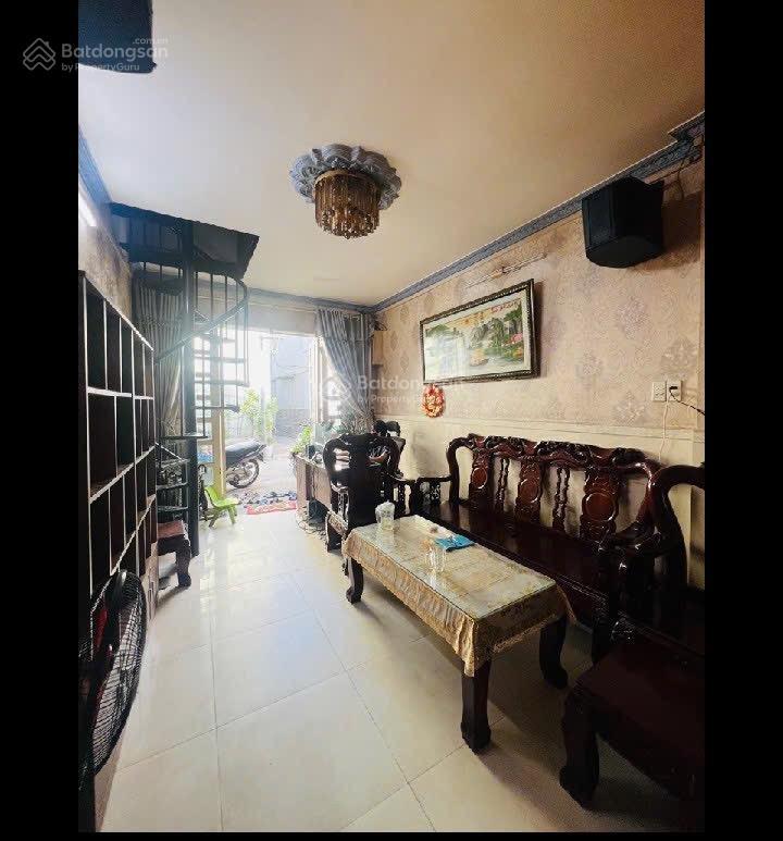 Bán nhà nở hậu 80m2 tại âu cơ giá chỉ hơn 6 tỷ