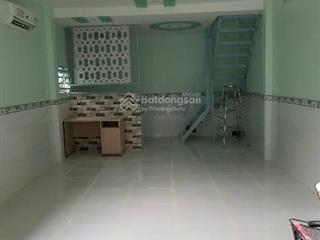 Bán nhà 2 tầng 30m2 hẻm xe tải có bề ngang 4.2m gần lạc long quân giáp tân bình, chỉ hơn 3 tỷ