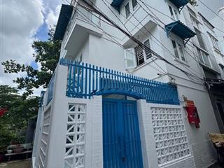 Gấp ! bán nhà như biệt thự mini kiến trúc hoài cổ 55 m2 chỉ 6.5 tỷ