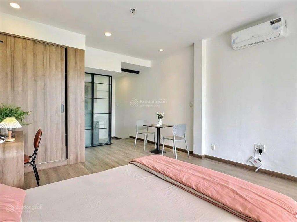 (cực phẩm) căn hộ có ban công lớn siêu thoáng mát gần trung tâm