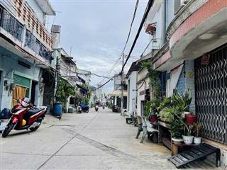 Kèo thơm nhà, 3 tầng, ngay vòng xoay an lạc, bình tân, hẻm 8m thông, 4x20 giá chỉ 4 tỷ hơn