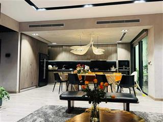 Vợ chồng em cần cho thuê ch ngđ tòa n01t6t7. dt 128m2,3pn, cb & full đồ. 2028tr/th. view hồ tây