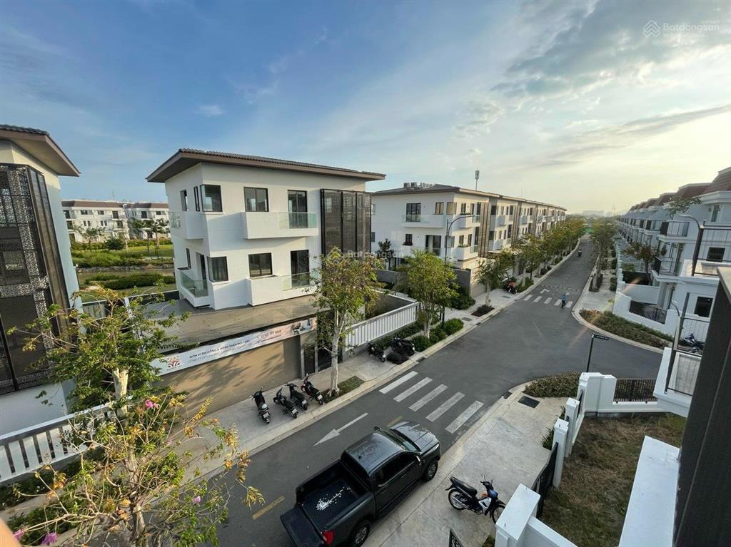 Sẵn sổ hồng liên kế la vida công chứng sang tên ngay.  0369 909 ***