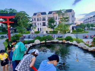 Chủ ngộp cần bán lỗ nhà phố châu âu trong solar city ven sông vàm cỏ chỉ với 2 tỷ