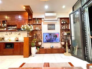 Bán nhà ngọc thụy,lb. 5 tầng 35m, ô tô tránh, 10m ra mặt phố ngọc thụy. nhỉnh 6 tỷ