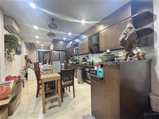 Bán gấp nhà gia quất long biên, 55m2 5 tầng lô góc, ô tô đỗ cửa, 30m ra mặt ô tô tránh