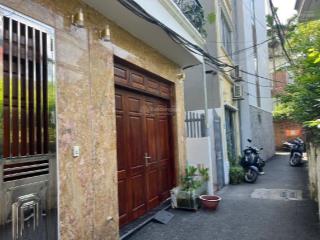 Bán nhà nguyễn văn cừ, 5 tầng 50m2 lô góc, taxi đỗ cửa, nhỉnh 8 tỷ