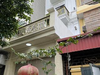 Một góc bình yên ở việt hưng nhà 72m, 5 tầng,thang máy,ngõ ô tô thông ,không gian sống dịu êm