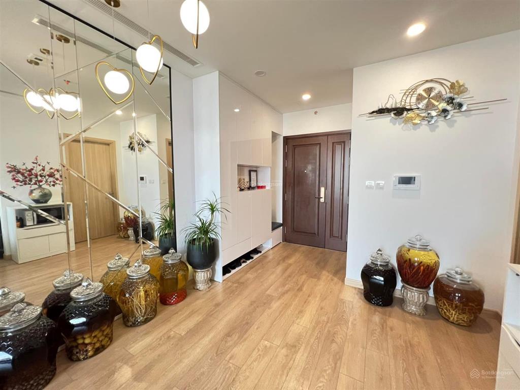 Chỉ 14 triệu! chính chủ cho thuê căn 2 ngủ tại hinode city, dt 76,8m2 view thành phố, có slot ô tô