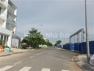 Đất nền đào sư tích, 108m2, giá 6.8 tỷ, sổ riêng, xây dựng tự do