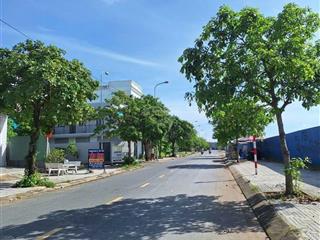 Gấp bán đất 100m2 kdc đào sư tích, cạnh phú mỹ hưng, 6.8 tỷ, xây tự do