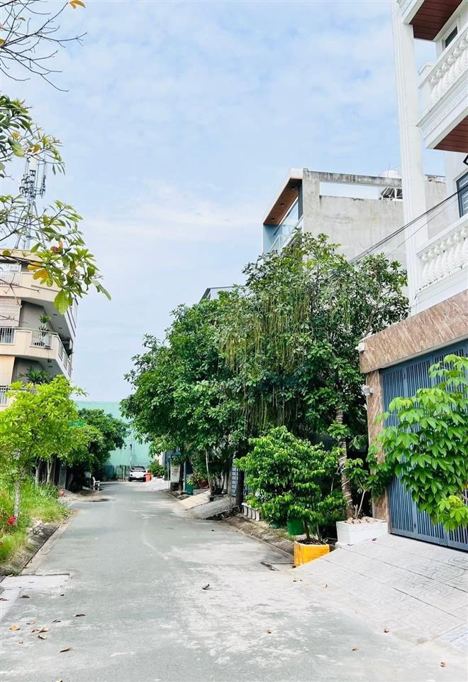 Đất nền 98m2, đào sư tích, 6 tỷ, sổ riêng, xây tự do