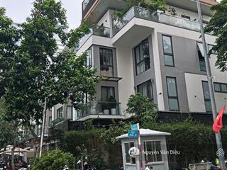 Bán nhà mặt tiền đường ngay song hành và đường số 7 q. 2 dt 20x34m  5 tầng hđt 150tr/th giá 86 tỷ