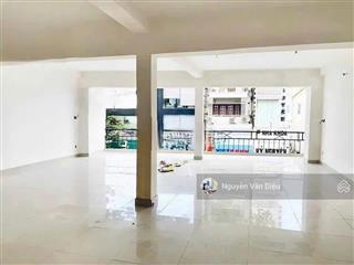 Hot! chỉ nhỉnh 200tr/m2 mặt tiền đường trần quang khải quận 1  dt 9x30m  hđt 200tr/th  giá 55 tỷ