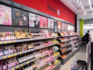 Siêu vị trí! bán nhà mặt tiền đường lê văn sỹ quận 3  dt 4.6x28m  hđt 170tr/tháng  giá 33 tỷ