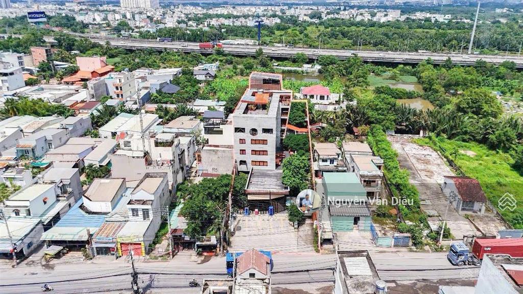 Siêu phẩm !! bán tòa nhà mặt tiền đường nguyễn duy trinh quận 9  (22x100m) hầm 8 tầng giá 135 tỷ