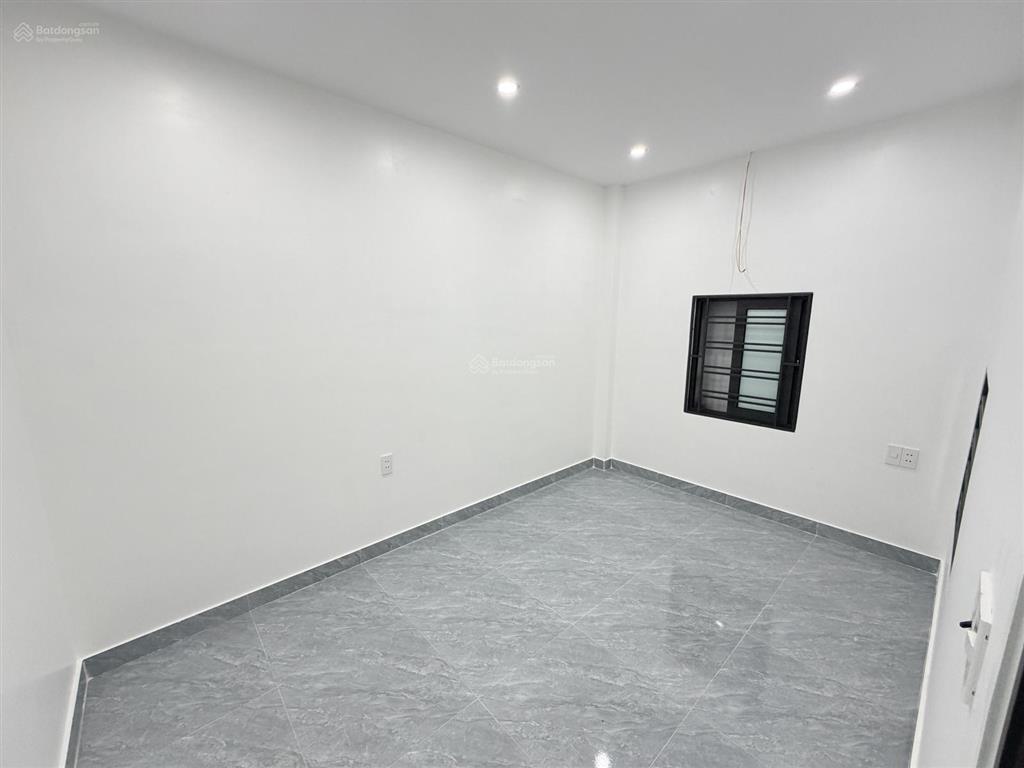 Mr. tuấn nhà 3 tầng độc lập tại xích thổ, hồng thái diện tích 50.4m2 giá chỉ 1,9 tỷ