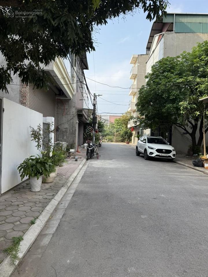 Bán 90m đấu giá cổ bi đường ô tô tránh vỉa hè giá 125tr/m