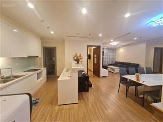 Do gia đình chuyển nơi sinh sống nên cần bán gấp 4pn 143m2 park hilll times city full nội thất