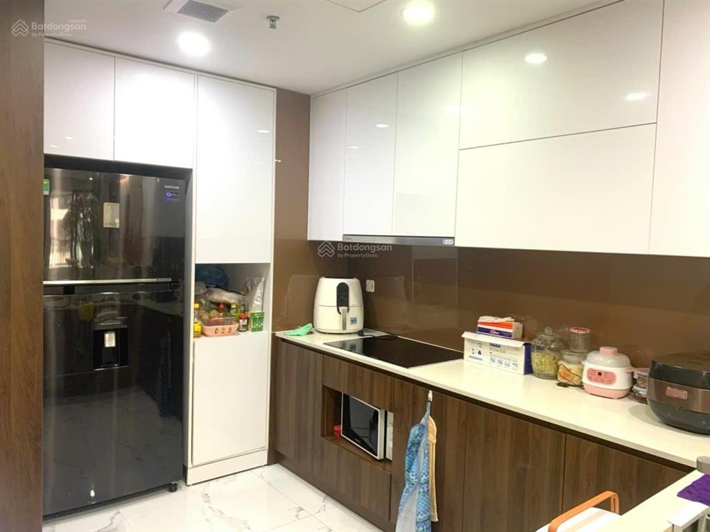 Bán nhanh căn hộ 3 pn góc 110m2  có slot ô tô tại times city view cầu vĩnh tuy, tầng trung đẹp