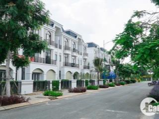 Bán nhà phố ven sông đối diện aeon mall tân an. 100m2 giá 3,3tỷ. 1 trệt 2 lầu. trung tâm tân an.
