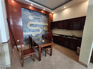 Bán gấp nhà ngõ 168 trung hòa cầu giấy.dt40m x 5t. mt4.2m. giá 15.7 tỷ