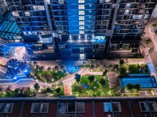 Chính chủ gửi bán shophouse the matrix one mặt trong view công viên, kinh doanh tốt sổ đỏ sẵn
