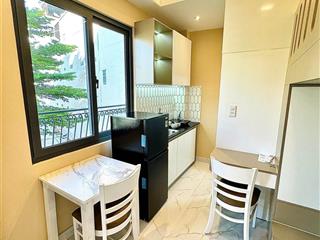 Căn hộ cao cấp full nội thất ngay công viên làng hoa