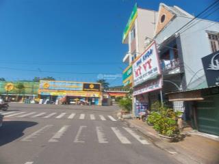 Bán nhà trung tâm thị trấn lạc tánh 95m2