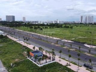 Mặt đường vành đai 3.5, dt 117m2, mt 9,42m, giá tốt đầu tư, đối diện là khu bt vườn cam