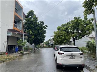 Chính chủ bán 67,5m phố chợ lương sơn, đường 17m kinh doanh sầm uất  0932 776 ***