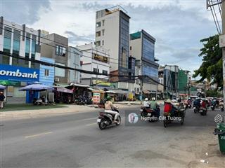 Bán nhà 2 mt cmt8 5 tầng btct ngay gần chợ hoà hưng đối diện nhà metro dòng tiền 70tr/tháng.