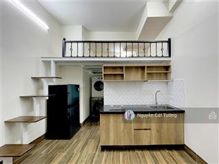 Duplex full nội thất, rộng 45m2, ở 34 người. thang máy, hầm xe. ngay cầu thị nghè  quận 1