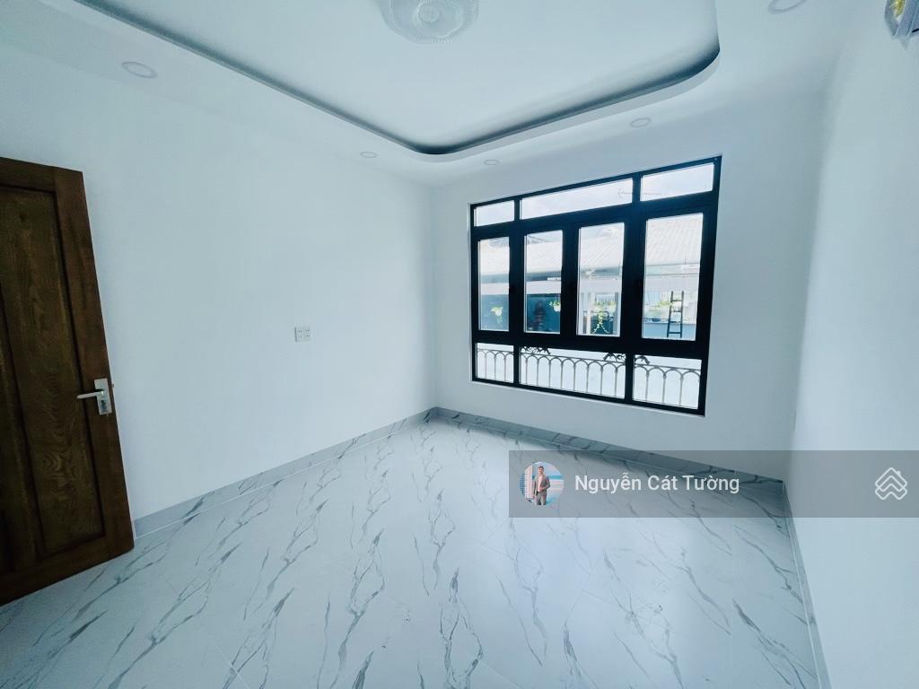 Bán nhà ngay 40 nguyễn văn đậu  4 tầng  nhà mới 100%  4 phòng ngủ  vừa ở vừa kinh doanh.