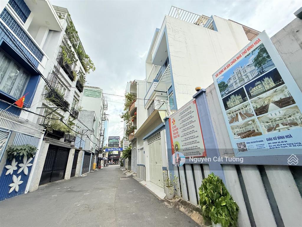 Bán nhà ngay 40 nguyễn văn đậu  4 tầng  nhà mới 100%  4 phòng ngủ  vừa ở vừa kinh doanh.