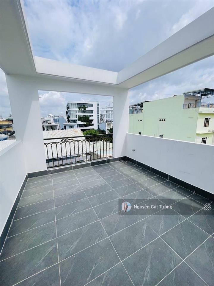 Bán nhà ngay 40 nguyễn văn đậu  4 tầng  nhà mới 100%  4 phòng ngủ  vừa ở vừa kinh doanh.