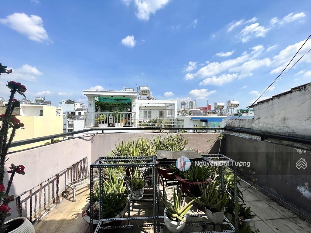 Bán nhà hoàng hoa thám, 5 tầng, hxh, nhà mới ở ngay, chdv dòng tiền 50tr/tháng