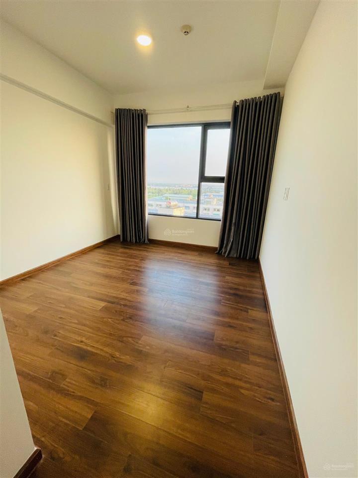 Chính chủ bán gấp 81m2/2pn2wc phase2 giá 4,45 tỷ full nội thất đẹp, view thoáng mát.  0979 885 ***