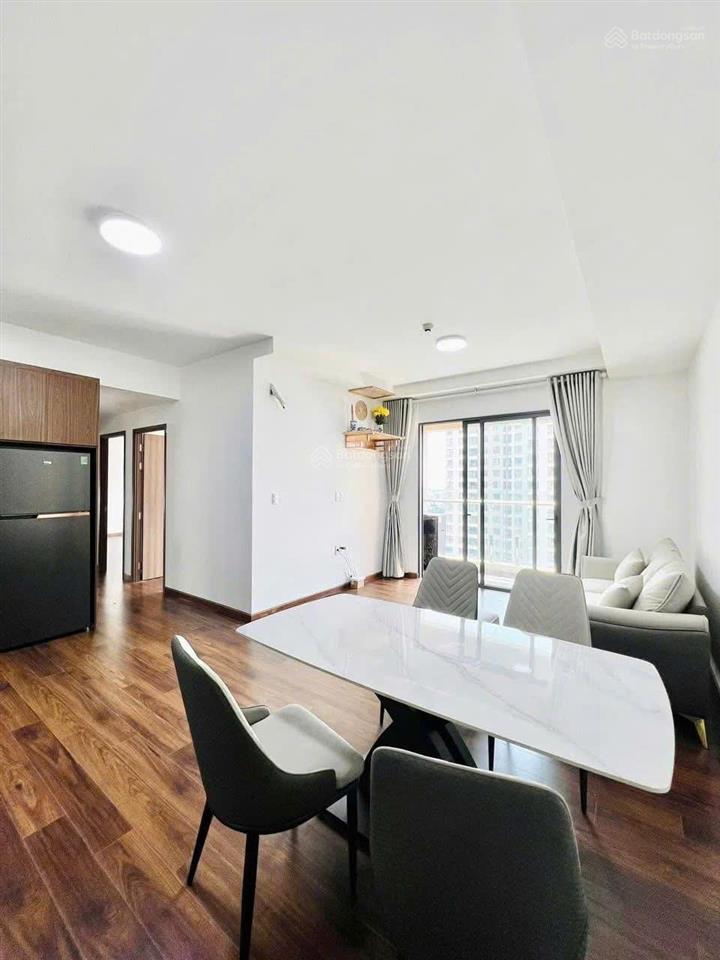 Bán gấp 3pn chỉ 5.350 tỷ 95m2 view đẹp thoáng, giá tốt thị trường, ht vay 70%.  0979 885 ***
