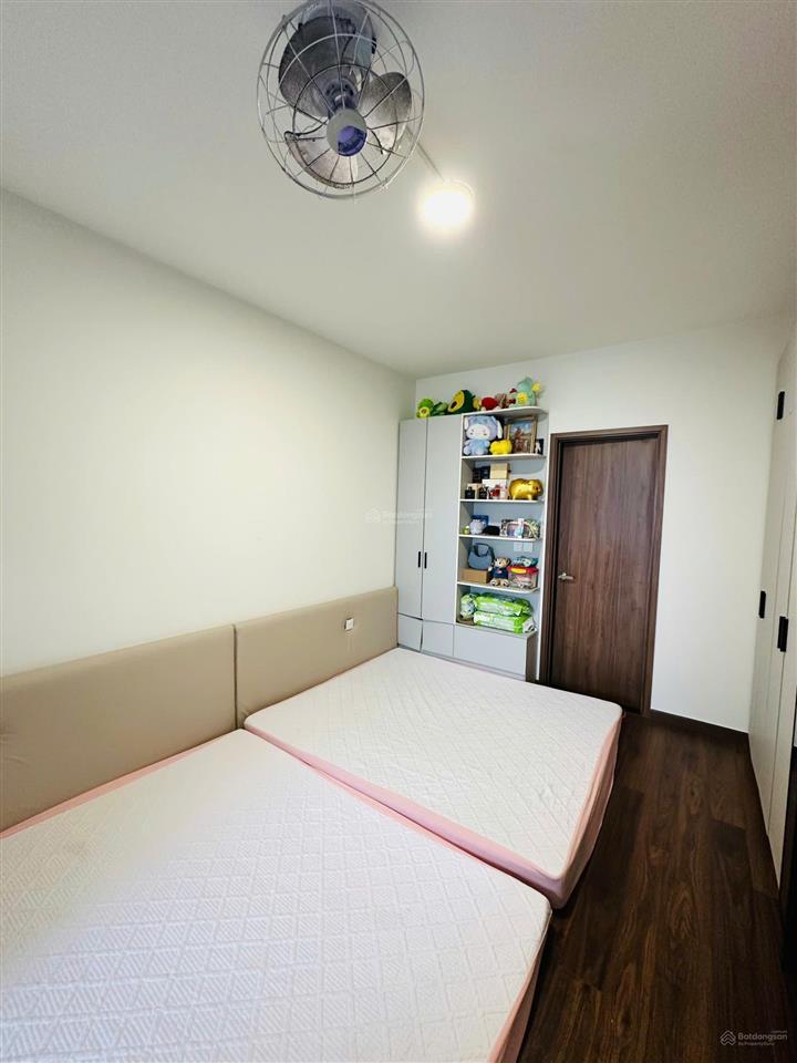 Bán gấp 80m2 phase 2 2pn2wc giá chỉ 4.6 tỷ, full nội thất, nhà mới 100%, view đẹp.  0979 885 ***