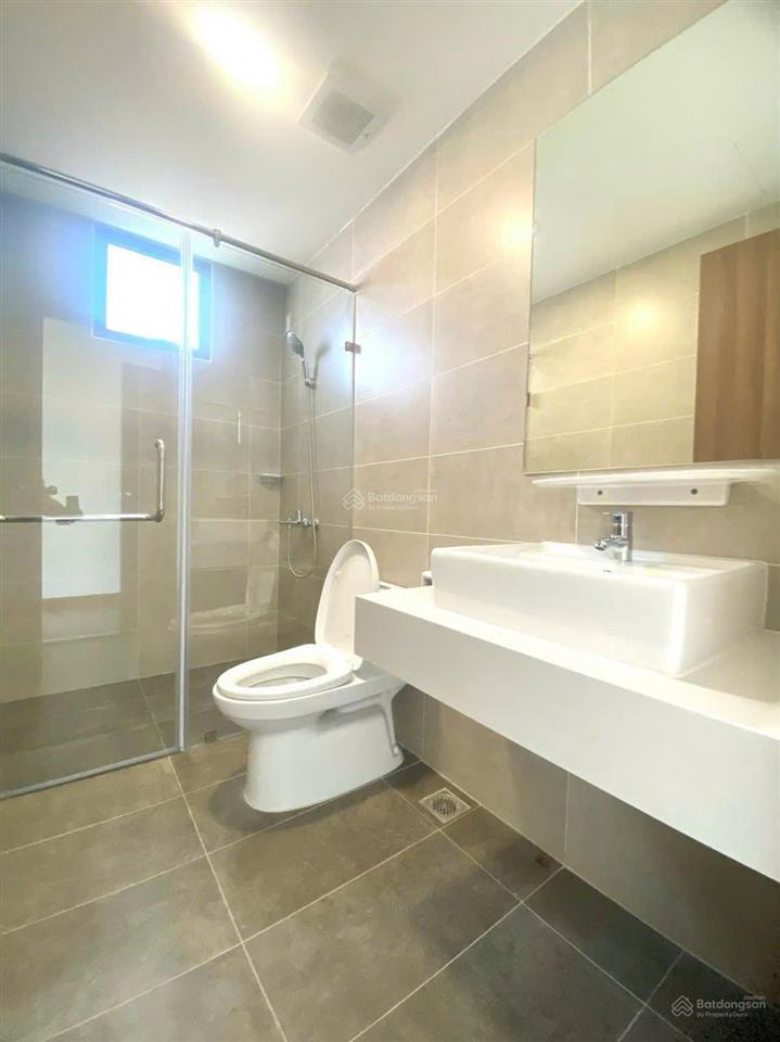 Chủ gấp bán neo góc 81m2 2pn/2wc chỉ 4,680 tỷ sạch sẽ, view thoáng mát, sổ hồng sẵn. ht vay 70%
