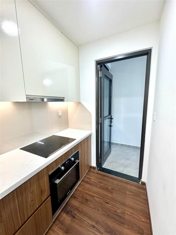 Chính chủ kẹt tiền bán gấp căn 78m² 2pn/2wc giá chỉ 4,65 tỷ nhà mới,view đẹp sổ sẵn.  0979 885 ***