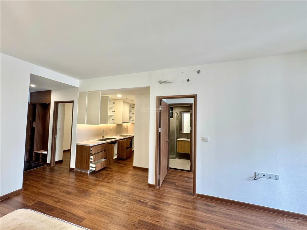 Chính chủ kẹt tiền bán gấp căn 78m² 2pn/2wc giá chỉ 4,65 tỷ nhà mới,view đẹp sổ sẵn.  0979 885 ***