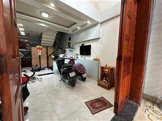 Nhà chưa qua đầu tư  nhà mặt tiền khu họ lê, tân phú, 40 m2, 4 lầu chỉ 6,7 tỷ.