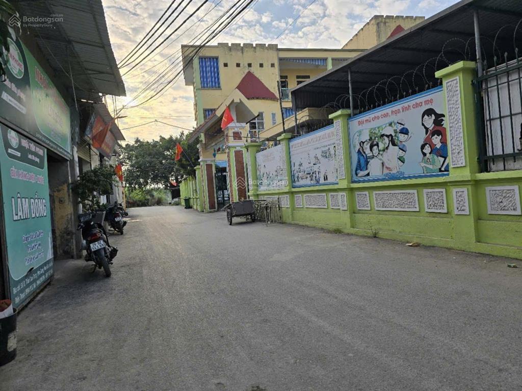 Đất trạm trôi 37m2 giá 3.9 tỷ có thương lượng đất cách chục chính đường 422b 100m